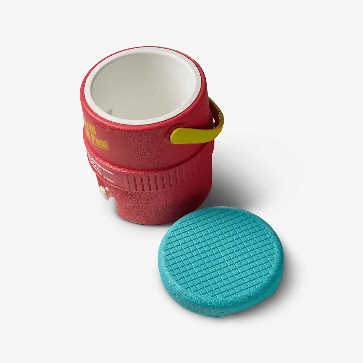 retro-barrel-of-fun-2-gallon-jug-x8 00031410-O2.jpg