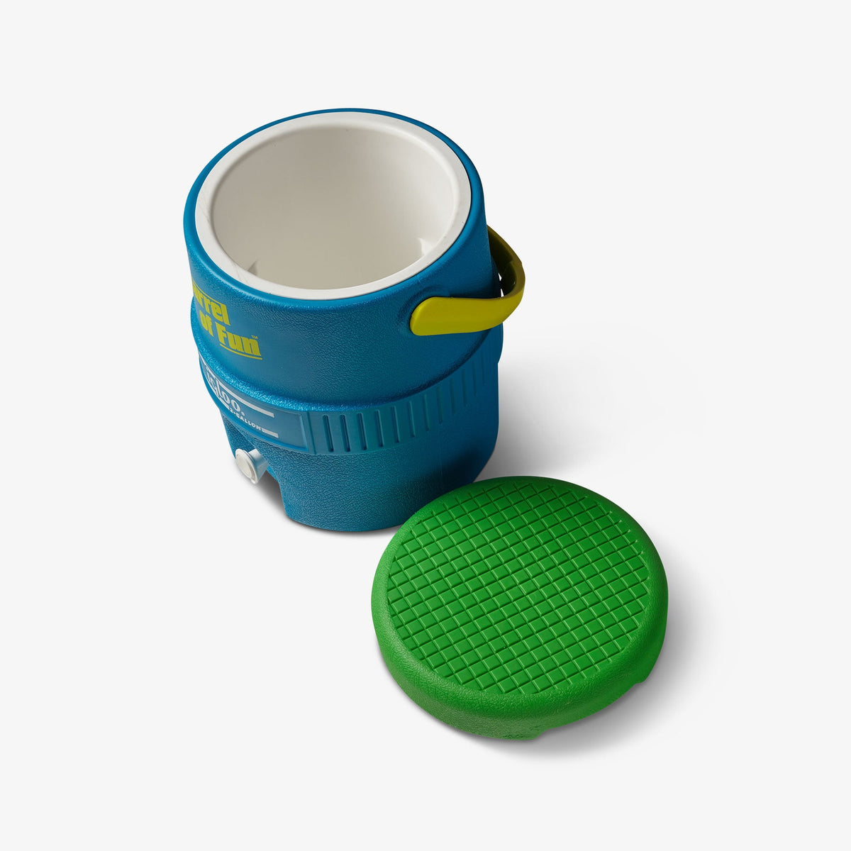retro-barrel-of-fun-2-gallon-jug-x8 00031412-O2.jpg
