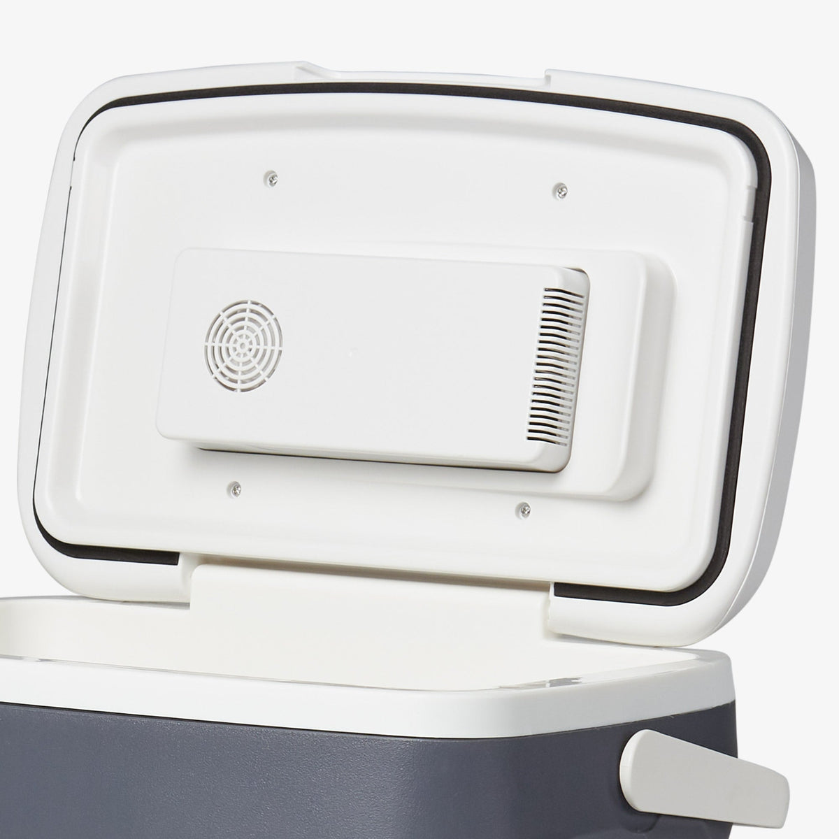 versatemptm-28-qt-portable-electric-cooler-v1 00040390_7.jpg