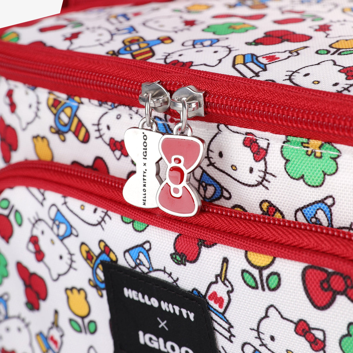 hello-kitty-square-lunch-cooler-bag-s6 00048910-C8.jpg