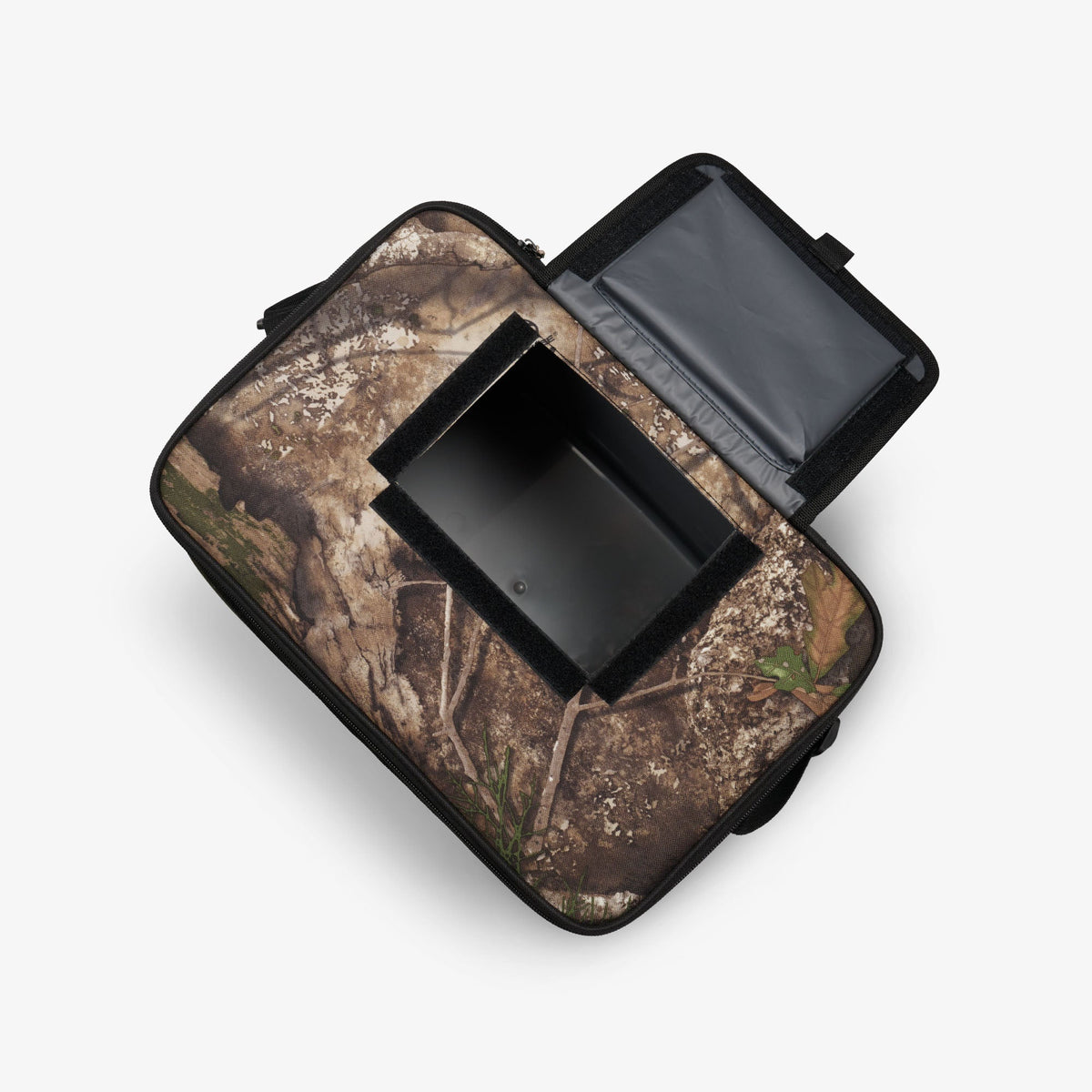 realtree-apx-hlc-28-can-bag-s6 00064354-O3-2025.jpg
