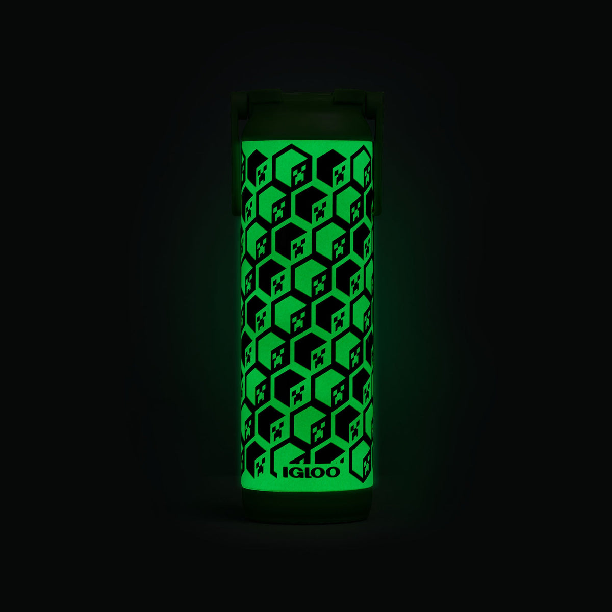 minecraft-creeper-glow-in-the-dark-20-oz-bottle-p3 00071605-GLF.jpg